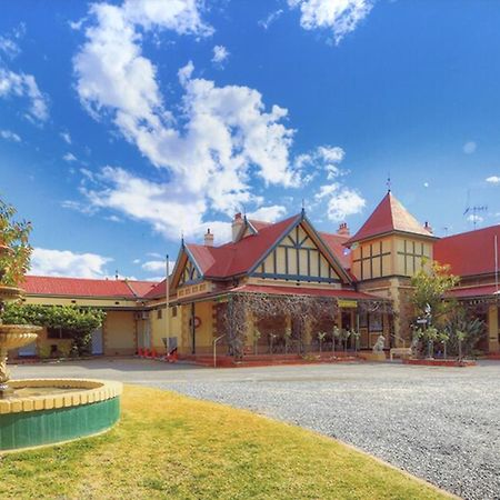 The Lodge Outback Motel Брокен-Гілл Екстер'єр фото